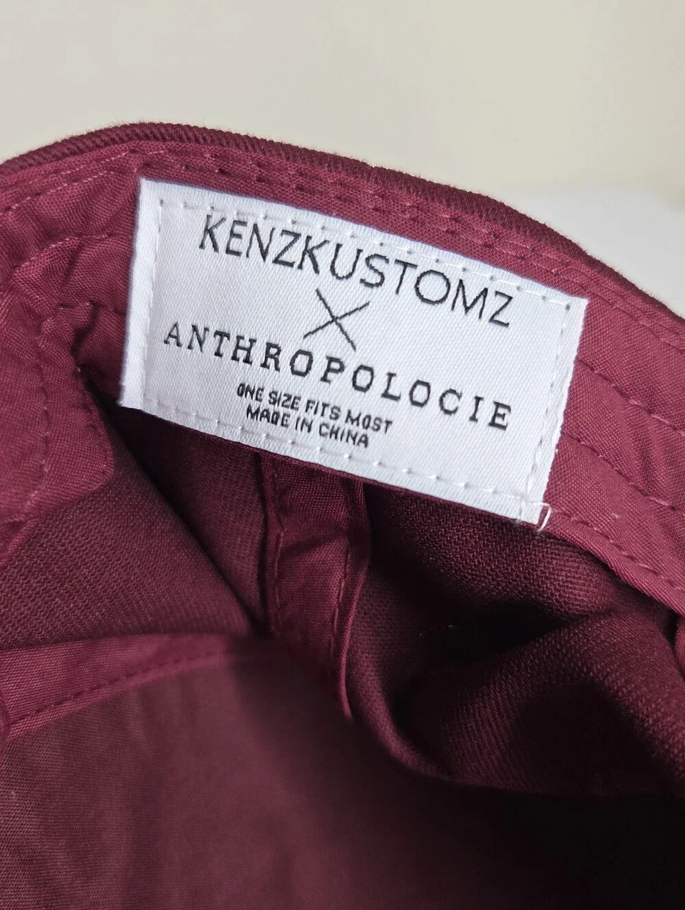 NWT Anthropologie Kenz Kustomz Park Slope Parlour Burgundy Houndstooth Hat